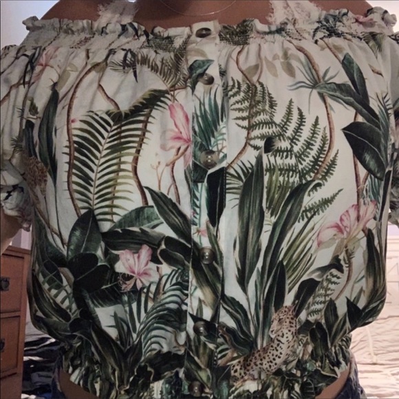 Nwot H and m top - Picture 4 of 6